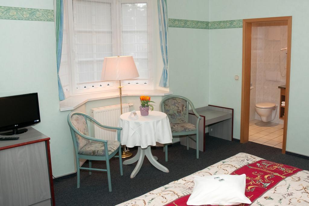 Hotel "Am Werl" Bad Saarow Eksteriør bilde